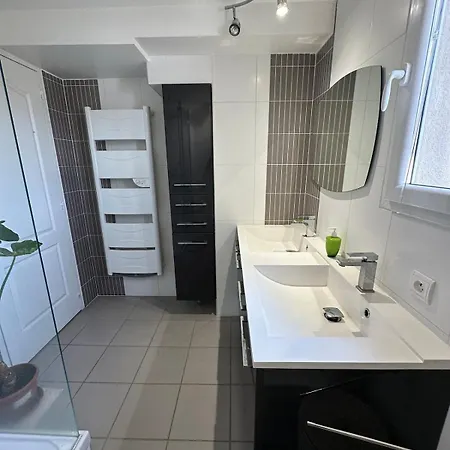 T2 Independant Avec Terrasse A